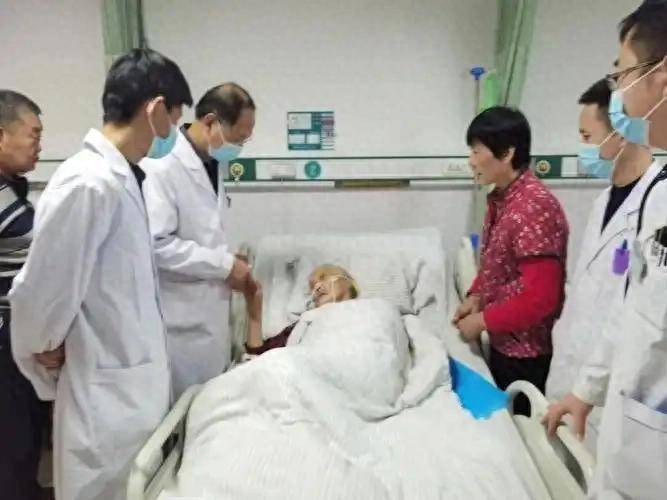 脑梗离世的人增多？医生叹气：这4物是陷阱，脑血管不好的人别碰