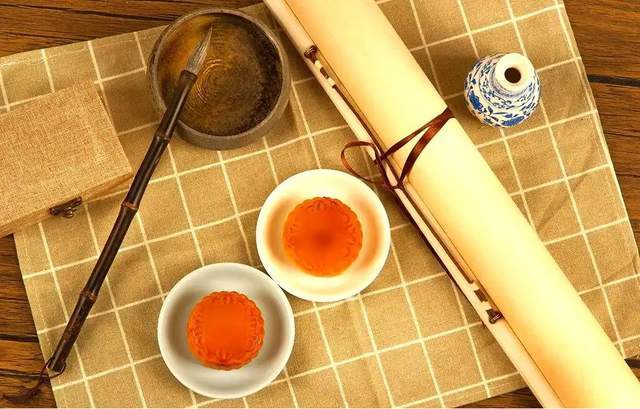 原创            疏狂江湖上，人生感慨时——读田新智词《临江仙·江湖》