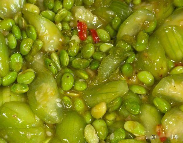 原创            中伏，建议大家：少吃西瓜和生姜，多吃4菜，清凉消暑不上火