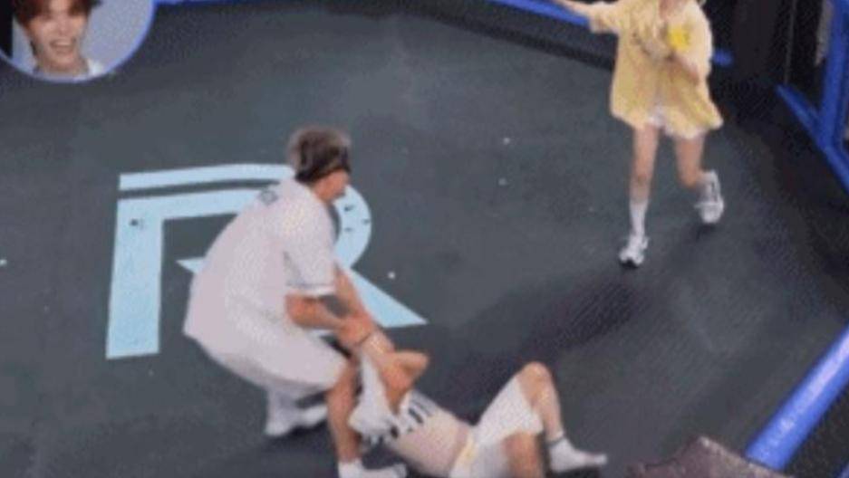 原创            丢人丢到国外了？周深身受伤，节目组却忙控评，粉丝怒斥！