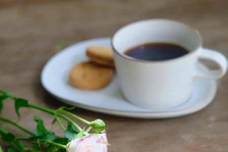 原创            男人有没有变心，有三个破绽想藏也藏不住