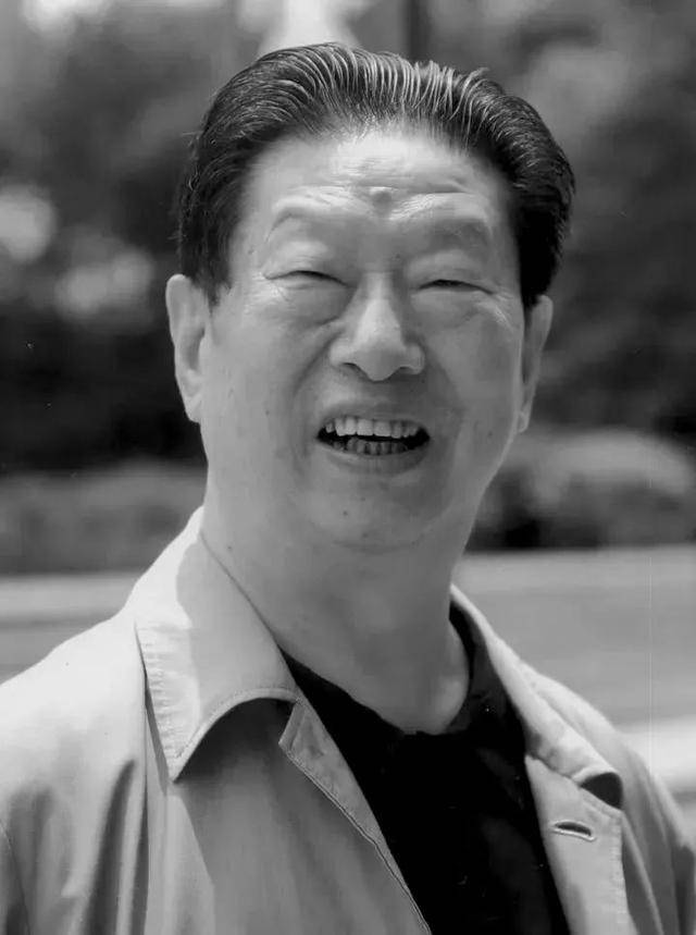 著名油画家、中国美术学院原院长肖峰逝世