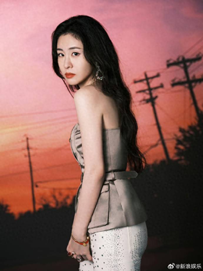 原创            张碧晨方称不再唱年轮、享有永久演唱权利，汪苏泷迅速回击