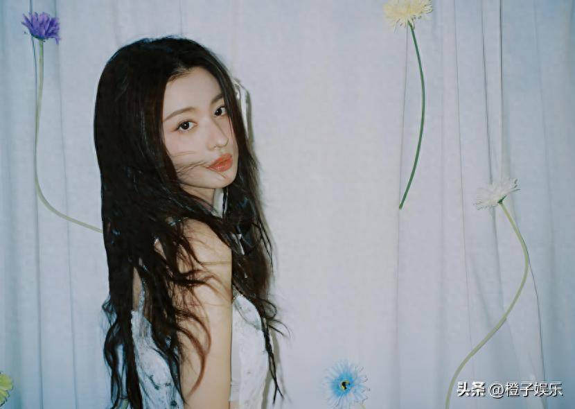 原创            原本口碑堪忧，上《奔跑吧》却成功翻身，谁讨喜谁白来一目了然