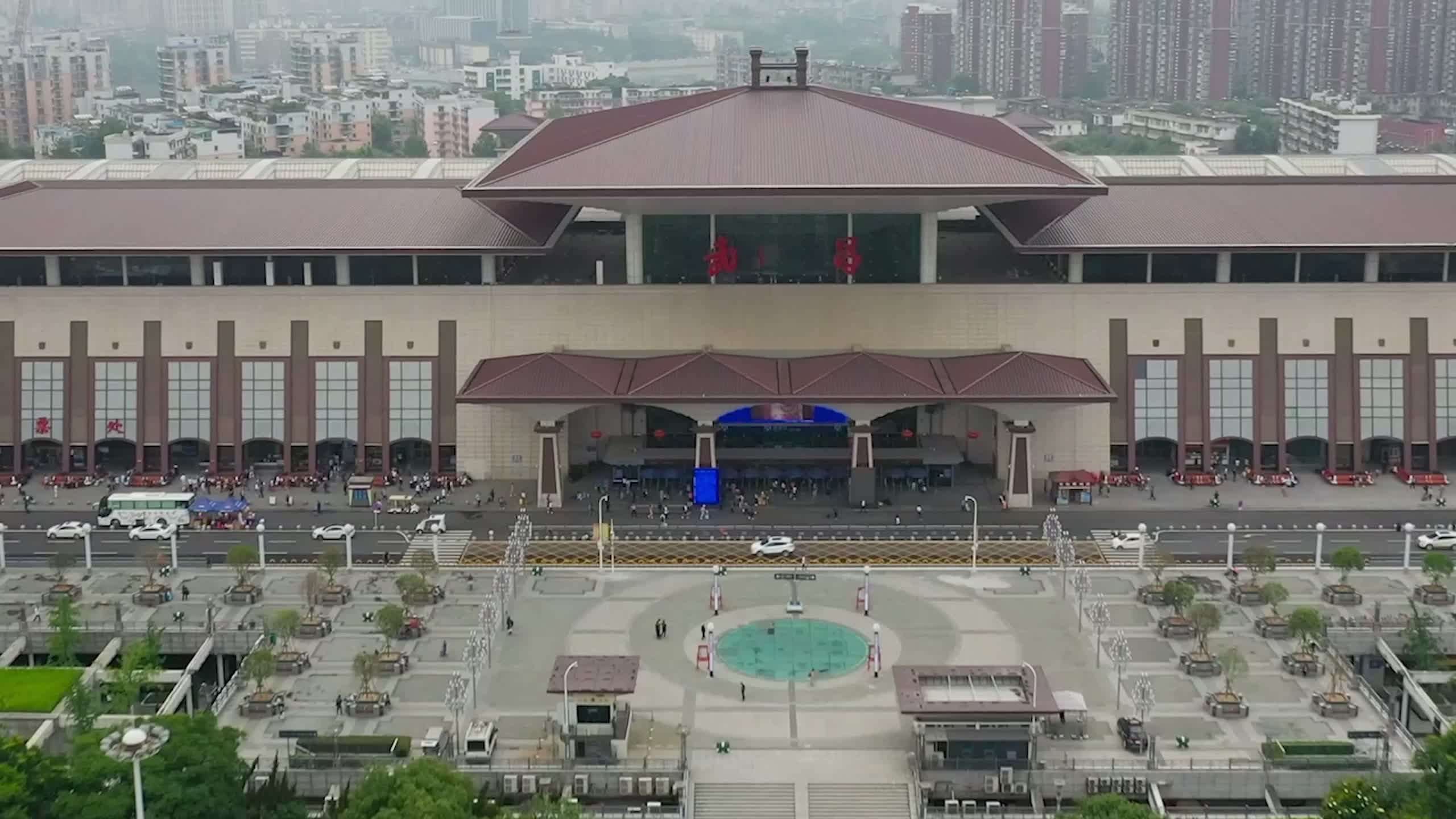 湖北开出首趟普惠型旅游专列 武汉⇋伊宁 18天环游新疆行程1.2万公里