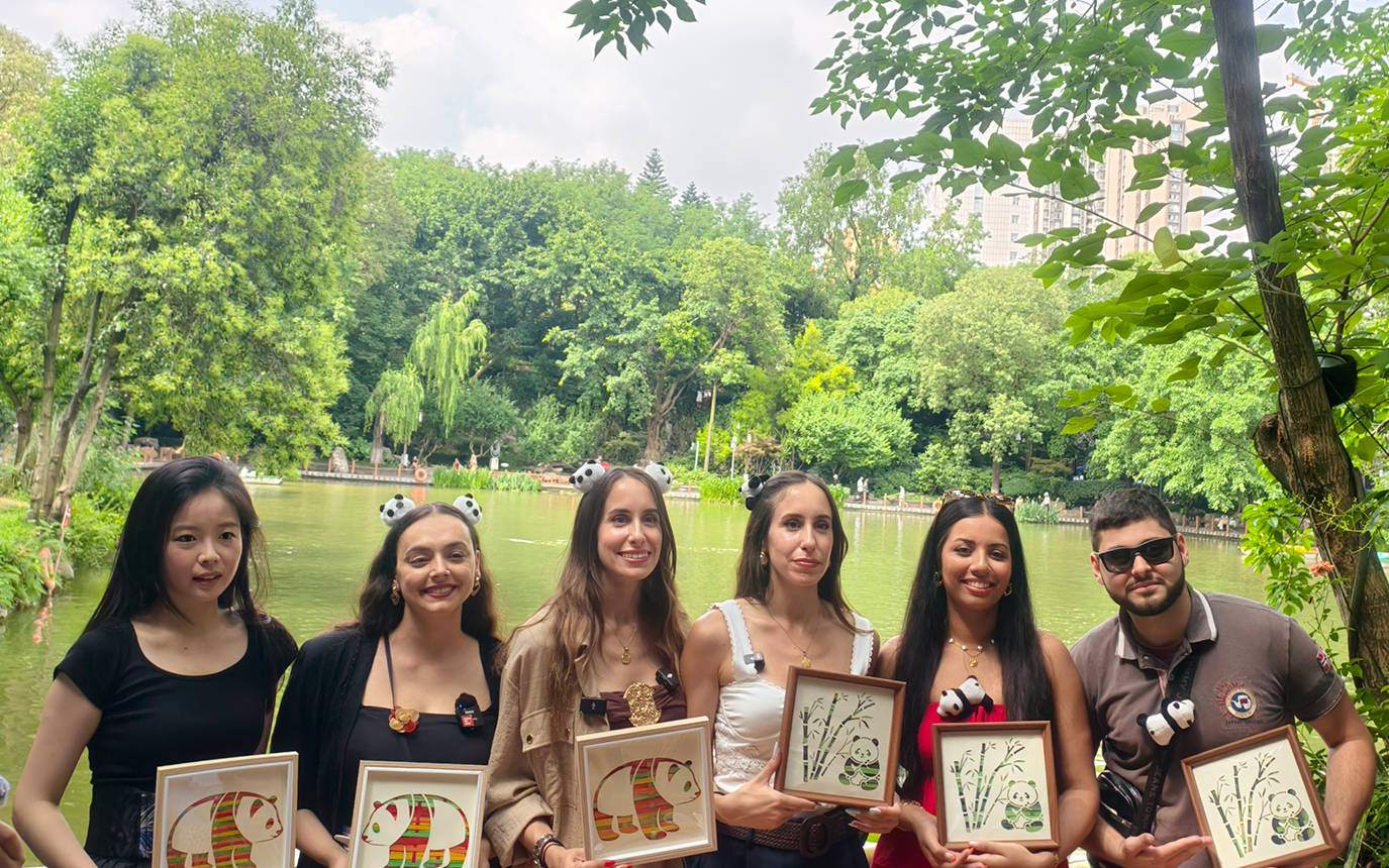 崇州地标非遗竹编，架起中希文化交流桥