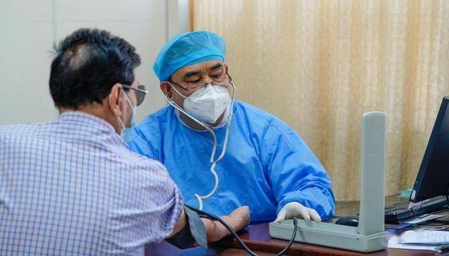 医生强调：60岁以上的老人立刻停止食用4种主食，胰岛越吃越差？