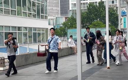 原创            《花少7》路透，张晚意加盟，李沁马思纯姐妹装扮松弛又有范