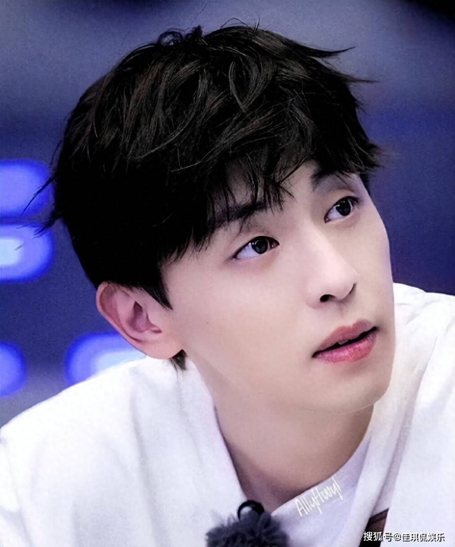 邓伦再传坏消息！封杀3年，模特、配音全失败，出路只有唯一一条