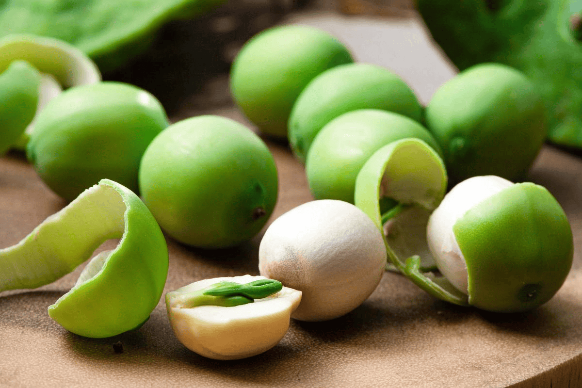 原创            生吃清热降火，熟吃健脾祛湿，7月正上市，天热心烦睡不好更要吃