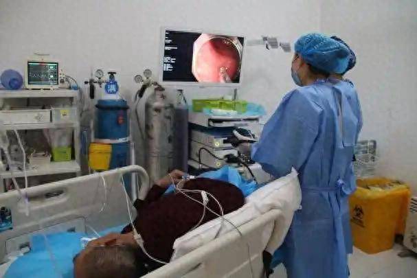 医生发现：肠息肉患者若坚持吃红薯，用不了半年，身体或有4变化