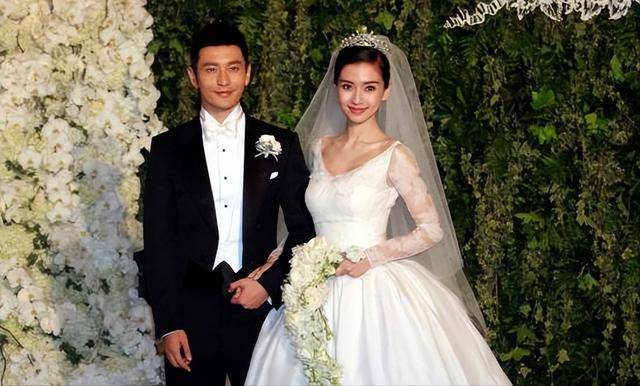 都为黄晓明生孩子结局不同，杨颖独自带娃，叶珂钻戒加身