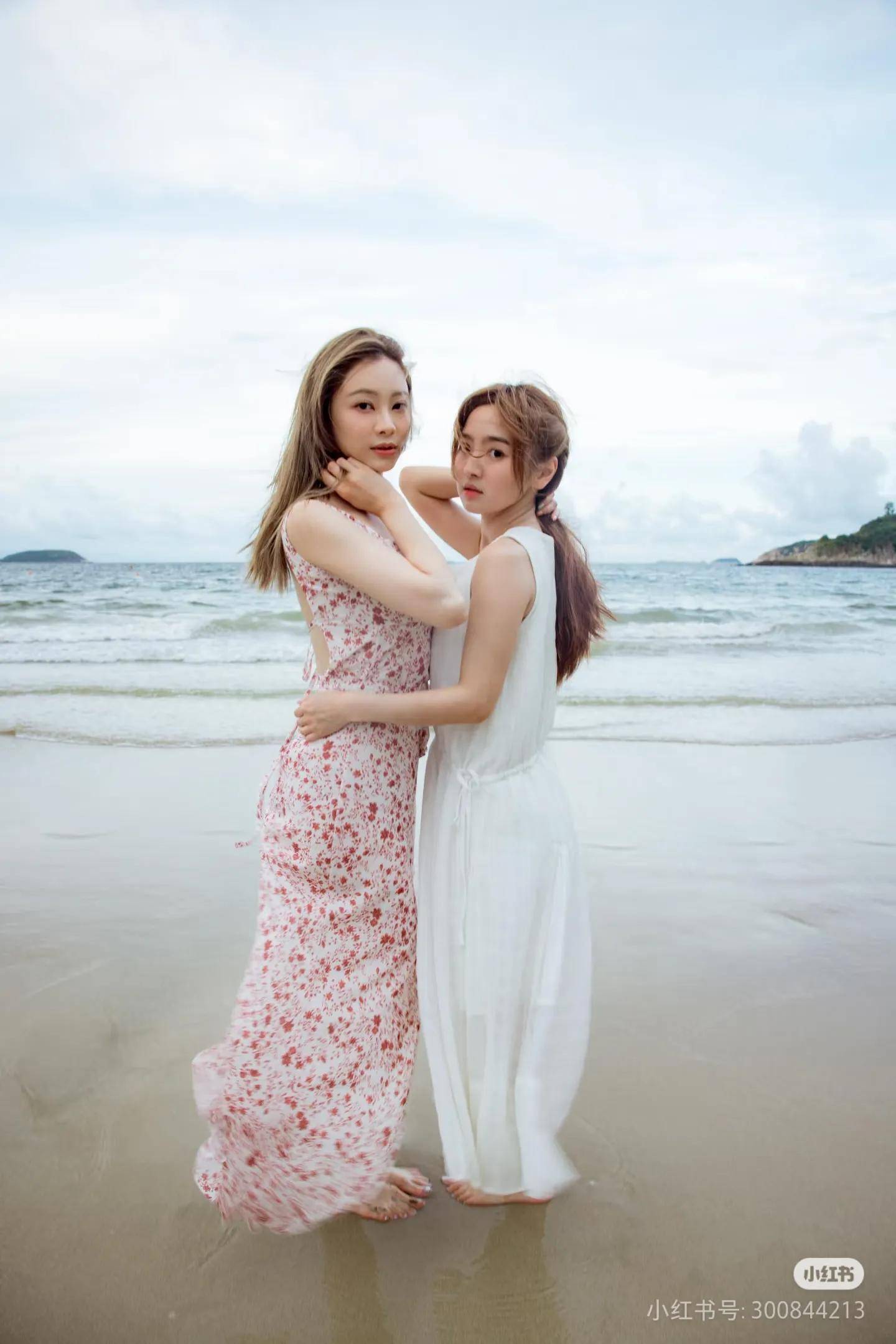 原创            叶蒨文分享与罗毓仪同框写真——这份CP感，我们都懂