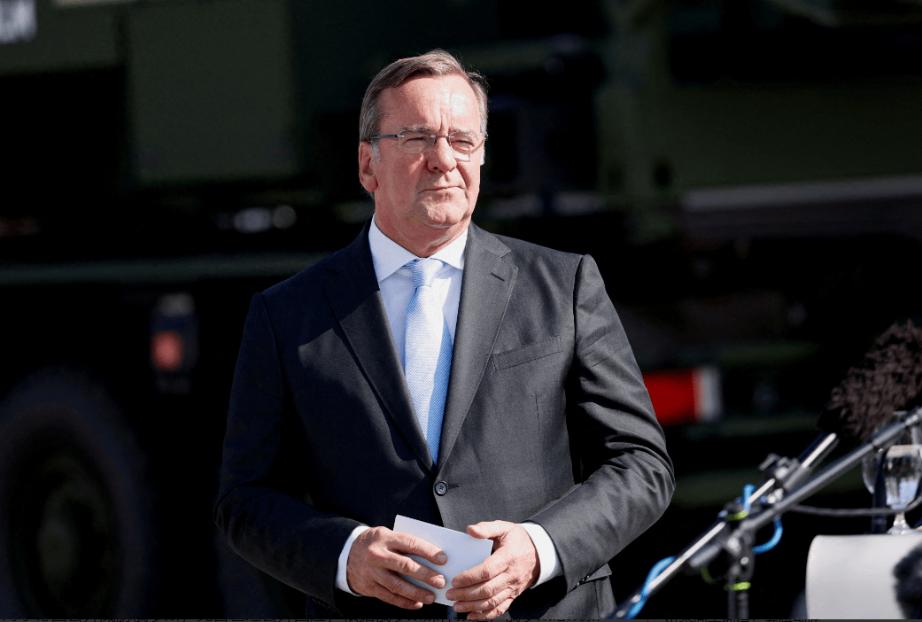 德国威胁俄罗斯，德防长：做好准备杀死俄军人！克宫已经公开回应