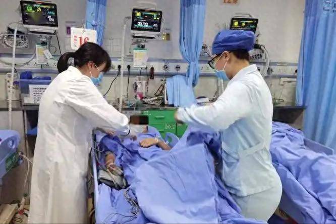 脑梗去世的人飙升!医生再三劝告:不管多大年纪,夏季坚守3原则