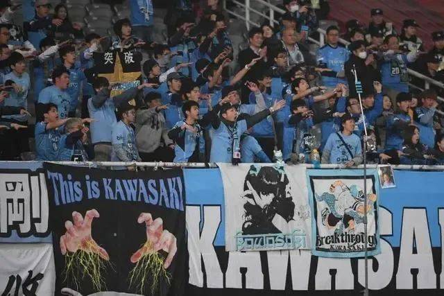 亚冠比赛看台日本男子涉嫌袭击并重伤一名中国观众，被警方逮捕！