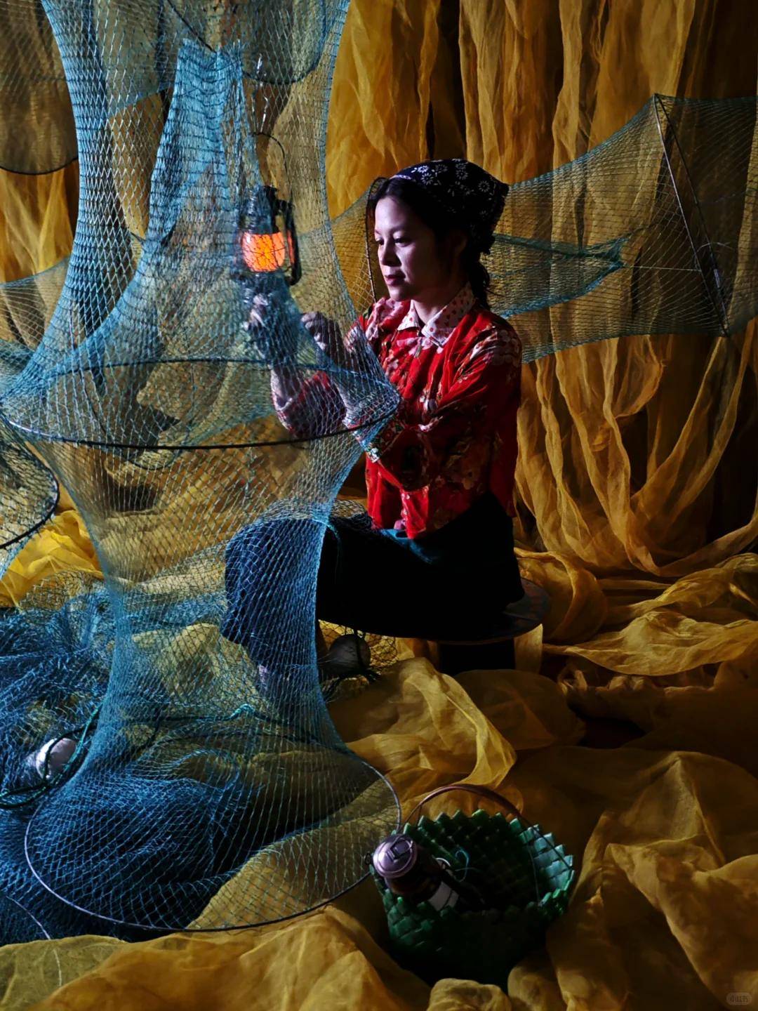 原创            再看53岁黄磊, 51岁何炅, 才明白两人口碑差距为何如此大