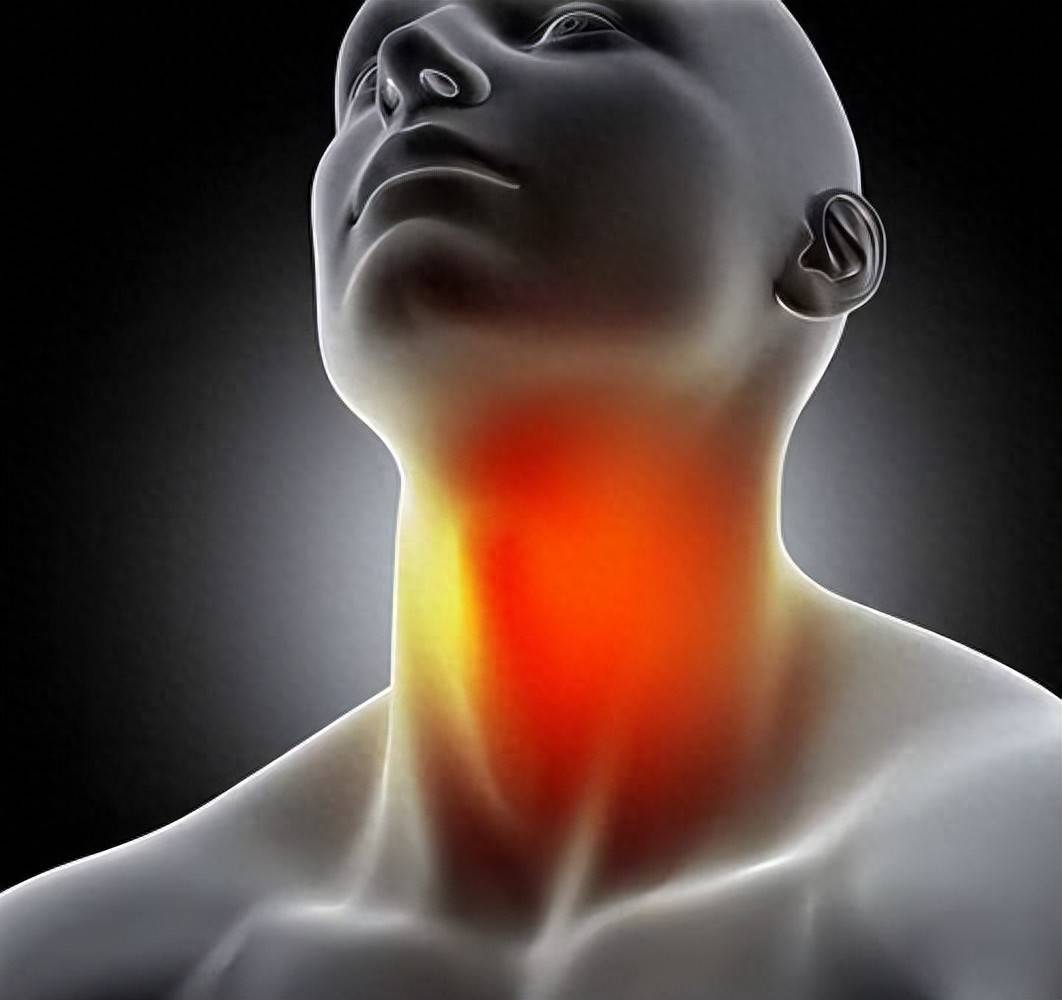 原创            你的喉咙像吞刀片？别怀疑，是咽炎在作祟，3类因素易患病