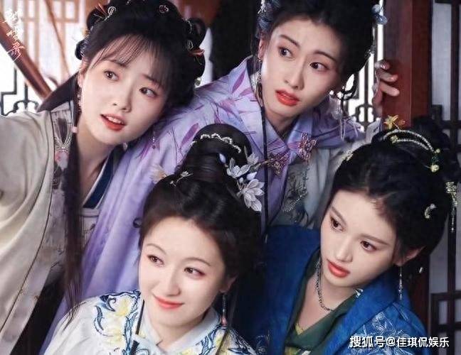 《朝雪录》8位妈妈辈半老徐娘风韵犹存，年轻时超美，不输李兰迪