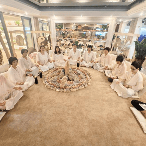 佛山市南海区沅曼文化艺术工作室荣获拾遗传承“中医养生（二十四节气铜锣水晶颂钵声音疗法）非物质文化遗产传承示范基地”称号