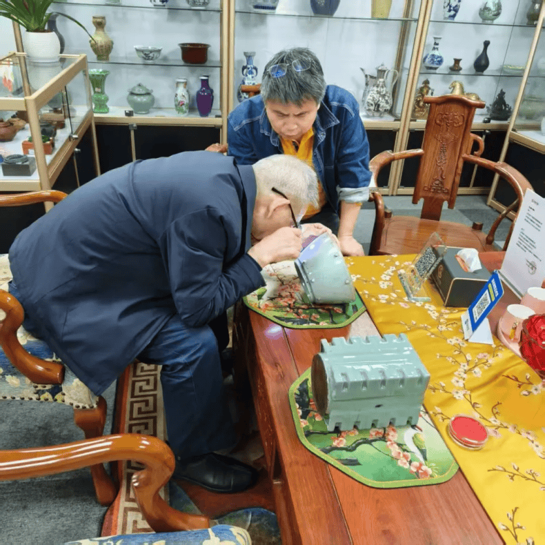 2025年7月精品瓷器竞买高潮，且抢且珍惜