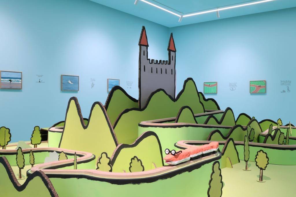 “朱朱之城”中国首展亮相申城：巨型翼龙与沉浸式城堡开启奇幻艺术之旅