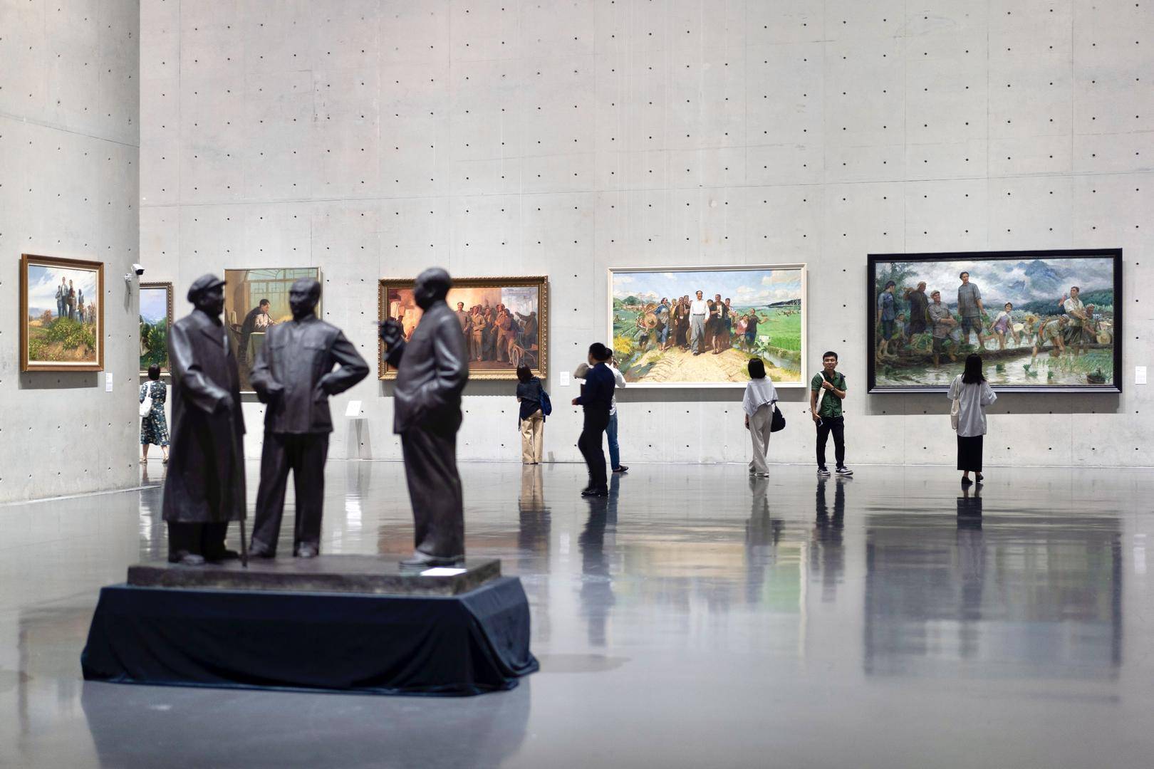 油画、版画、雕塑……龙美术馆“革命的时代”主题特展开启