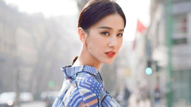 黄圣依曝往事，旧情重提，再告别杨子