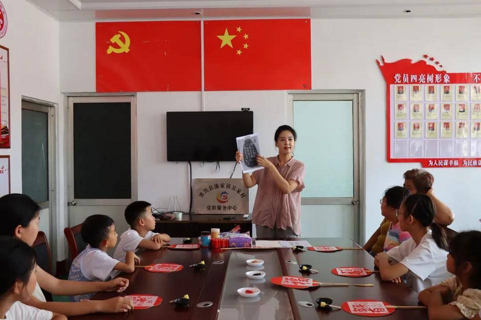 博兴县庞家镇开展“拓印非遗之美，第一书记艺术小课堂”主题活动