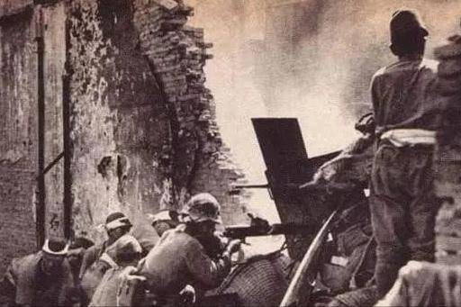 原创            上级命他死守7天，他错听成守47天，结果打出军事史上一个奇迹