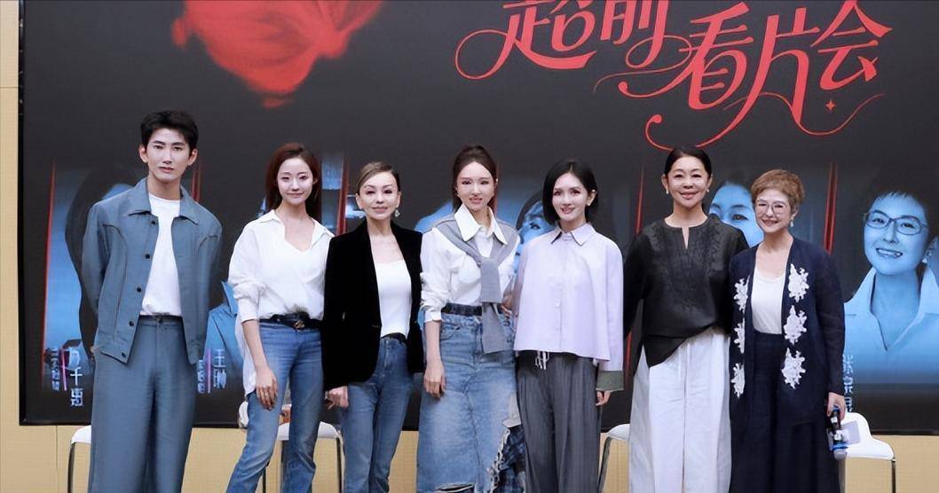 原创            王琳哭诉与儿子关系差，曾被叛逆期儿子扇耳光，一周只打一次电话