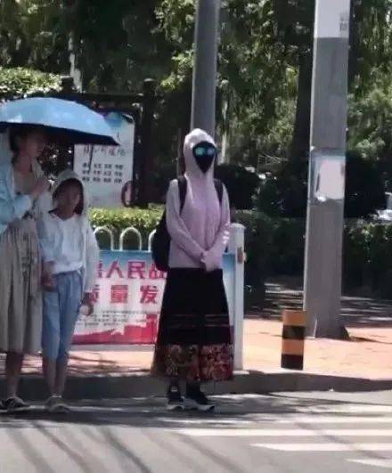 热热热！多地高温预警，学会这招太重要！