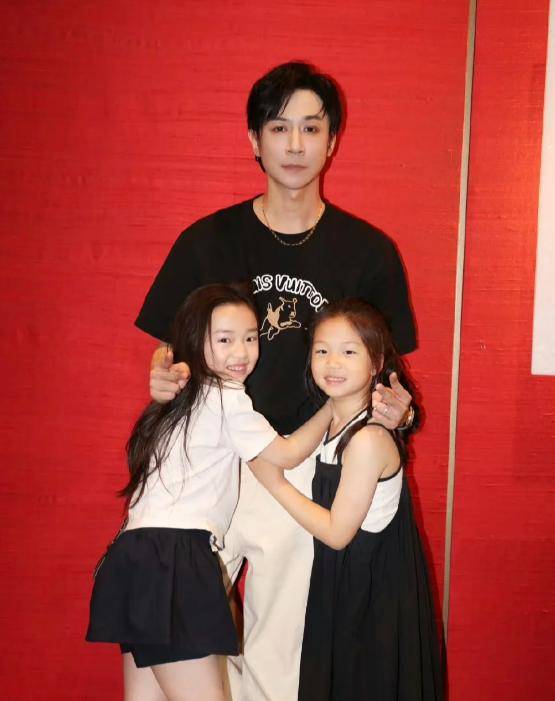 原创            董璇宣布再婚，演艺事业回暖，依旧宠爱女儿，网友称：“人生赢家”！