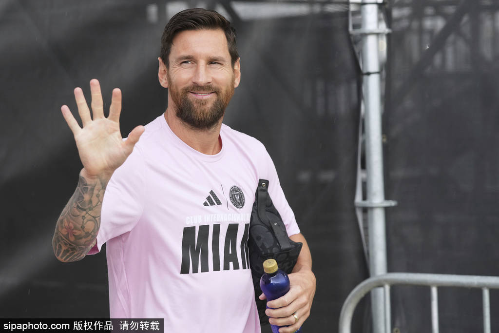 美职联官方：因缺席全明星赛 梅西与阿尔巴被禁赛一场