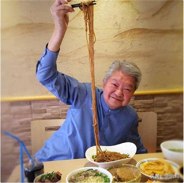 原创            大师蔡澜死后4天翻车！被曝逼拍三级片起家，身体垮掉才终身无后