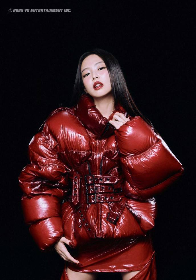 BLACKPINK新造型拍摄概念写真 街头潮酷穿搭随性又炸场