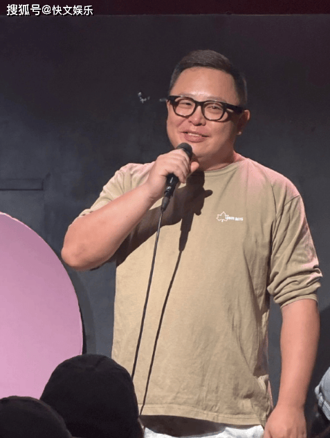 原创            德云社阎鹤祥自曝已婚当爸，媳妇怀孕四个月，艺人结婚生子很正常