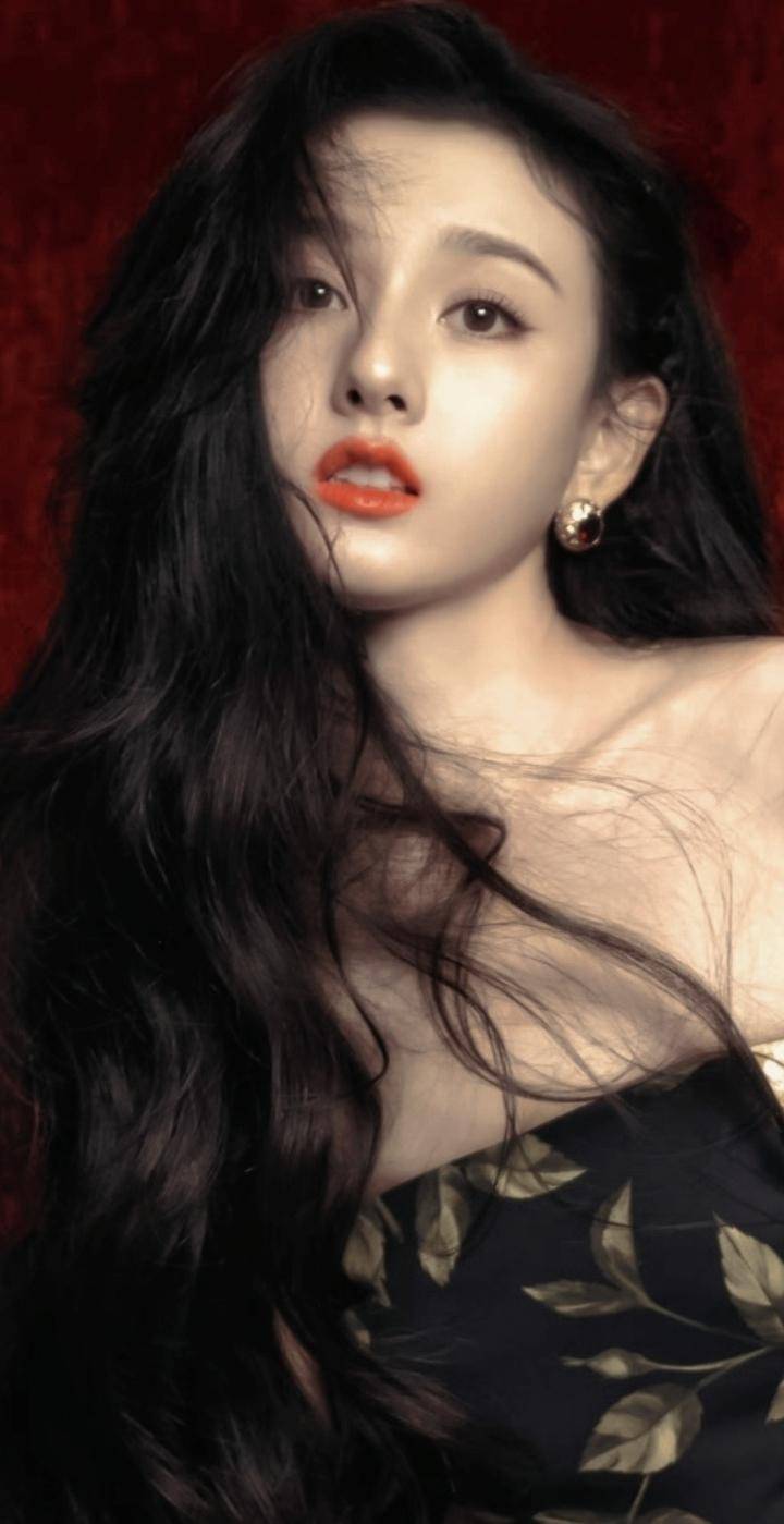 宋祖儿税务风波后回归娱乐圈，机遇与挑战并，形象大变，前景难料