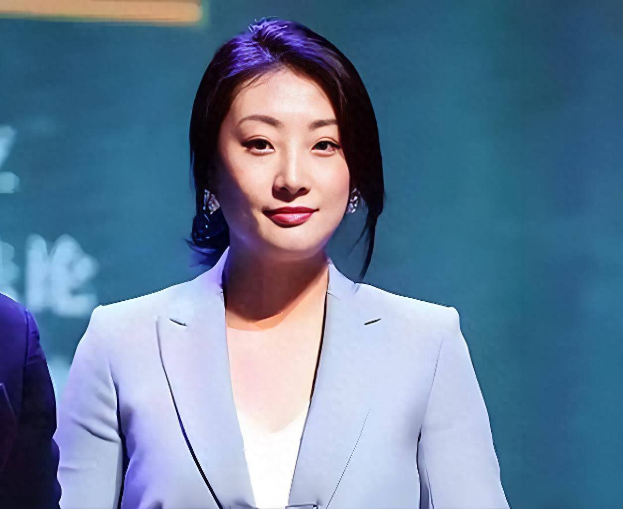 原创            大股东下场了！原来宗庆后没给三个娃设信托，宗馥莉直接开干！