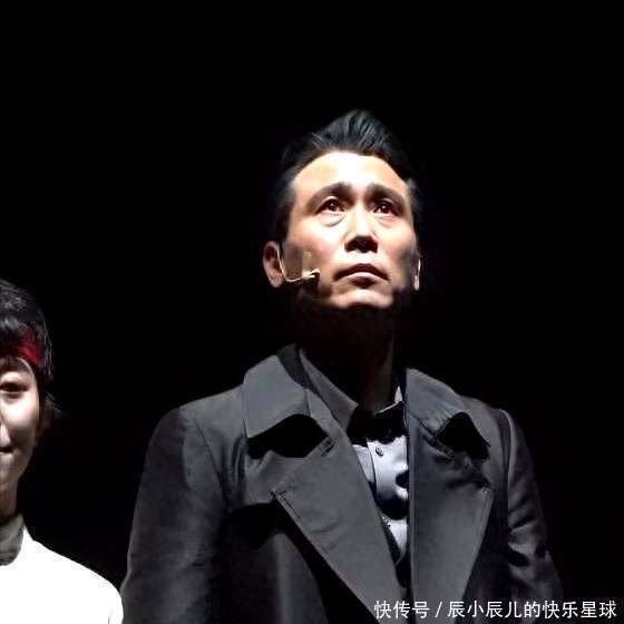 原创            李乃文综艺频出镜，朱媛媛影响有多大，人生能有几个32年