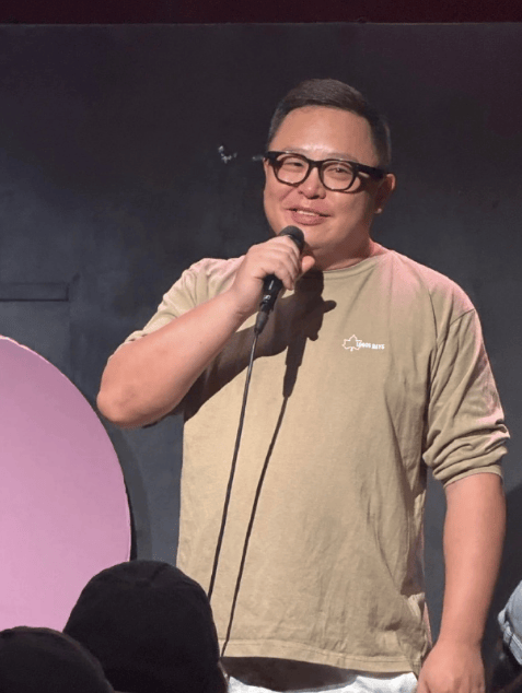 德云社演员阎鹤祥自曝已婚当爸：媳妇已经怀孕四个月