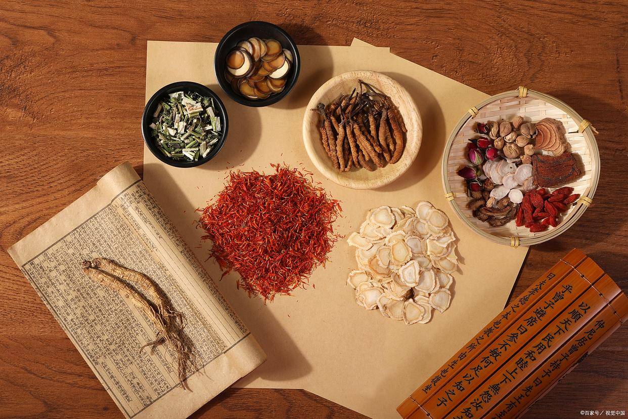 三位国医大师治疗肠癌的经验方