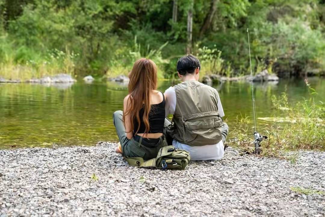 原创            男人能忍住不联系你，其实原因很简单：3个字