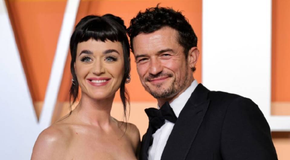 水果姐与奥兰多官宣分手！二人将共同抚养女儿