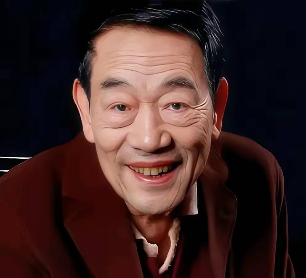 考古|相声大师杨少华去世，前半生穷困潦倒，58岁遇到贵人赵本山才走红，去世前仍在高温天剪彩