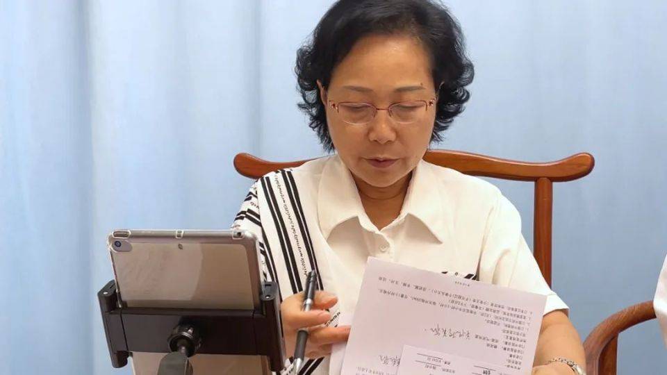 原创            杨小红主任：血糖不稳，汗先知！糖尿病人出这4种汗，不是因为热，而是并发症在作怪