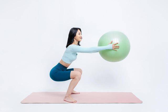 瘦腿干货大公开：照着做，大象腿秒变漫画腿