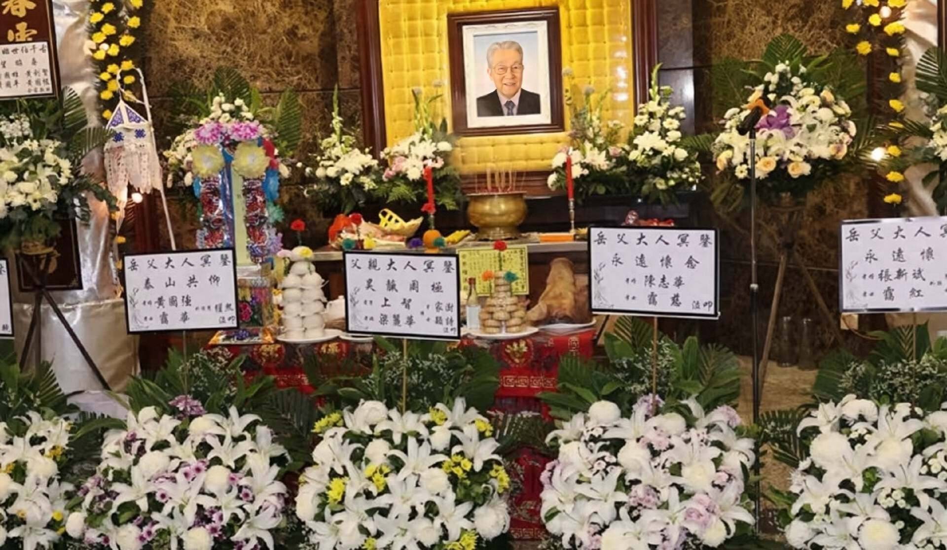 一路走好！香港知名演员出殡火化，骨灰将遵循遗愿撒入花园