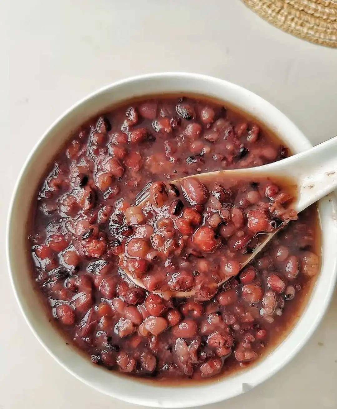 三伏祛湿菜，黄金都不换！祛湿菜抓紧吃，湿气除净一身轻！