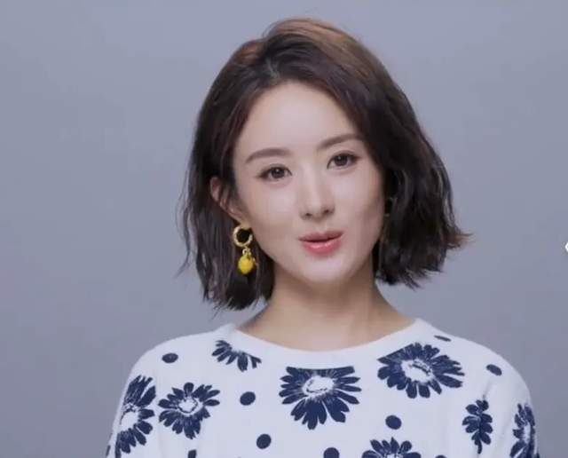 原创            赵丽颖最新露面状态不佳，眼神疲惫脸颊凹陷，磨皮磨到卧蚕都没了